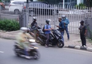 Cara menghadapi debitur nakal