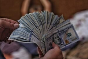 hukum pidana penggelapan uang bisnis