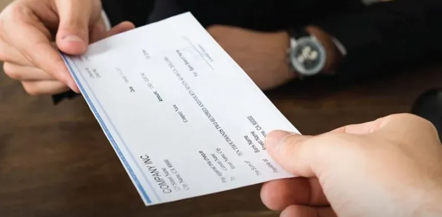 hukum pidana pembayaran menggunakan cek kosong